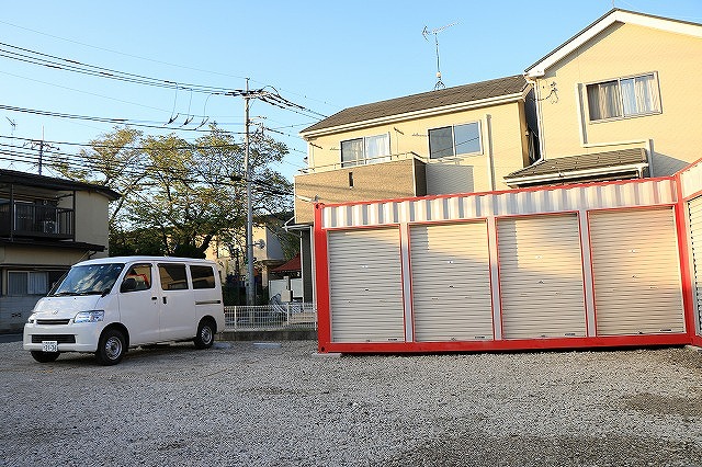 ハローコンテナ栄和店